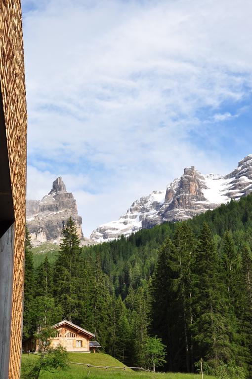 Vallesinella Hotel Restaurant Bar Madonna di Campiglio Exterior photo